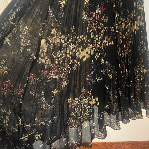 Aritzia WILFRED floral wrap dress - Picture 1 of 3